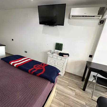 Acogedora Con Piscina *